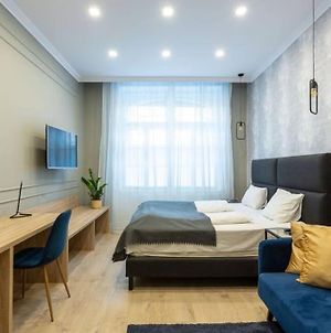 Luxurious Studio Located In The Heart Of Βουδαπέστη Exterior photo