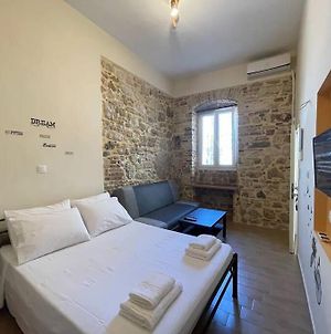 Q Apartments In Corfu Town Exterior photo