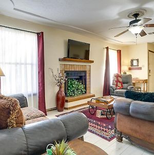 Las Cruces Getaway With Yard - 3 Mi To Downtown! Exterior photo