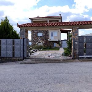 Dimitris Vasos Villa With Sea And Mountain View Αλιβέρι Exterior photo