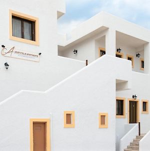 Aristotelis Apartments Βαθύ Exterior photo