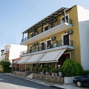 Petania Hotel & Apartments Ληξούρι Exterior photo