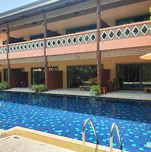 Baan Suan Villas Resort Ban Suan  Exterior photo