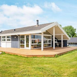 Three-Bedroom Holiday Home In Sjolund 4 Hejls Exterior photo