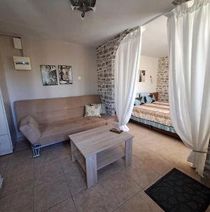 Cozy Home In Karystos - Bouros Exterior photo