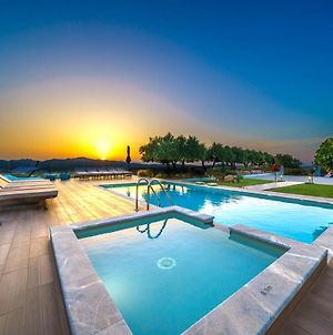 Mythic Olive Villa - Heated Pool - Amazing View Περιβόλια Exterior photo
