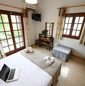 Villa Kosta Hotel & Apartments Στούπα Exterior photo