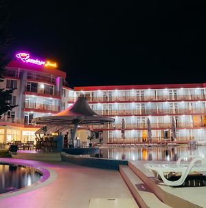 Flamingo Beach Hotel Σάνι Μπιτς Exterior photo