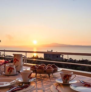 Verga Sunset Gem - Ilia Seaview Private Retreat Μικρά Μαντίνια Exterior photo