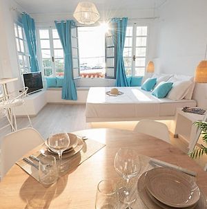 The White Rose Apartment Πόρος Exterior photo