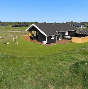 Nice Home In Hirtshals With Wifi And 3 Bedrooms Exterior photo