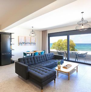Dione Seaside Apartments Ανισσαράς Exterior photo