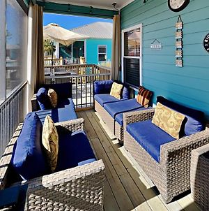 Salty Lil Beach House Overlooking Pool With A Huge Deck Gulf Shores Exterior photo