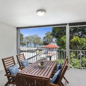 Ultra Modern Unit With Water Views Βίλα Bongaree Exterior photo