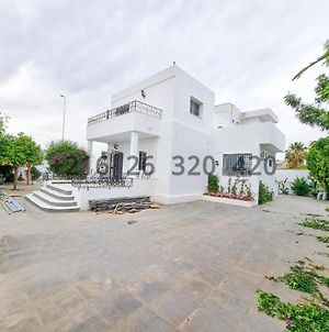 Villa A Sidi Mahrsi Salon Et 3 Suites Ναμπέλ Exterior photo