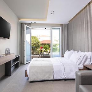 Notos Premium Holiday Apartments Πευκοχώρι Exterior photo