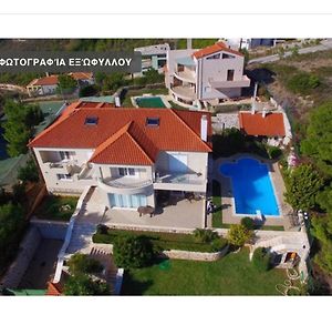 Villa Sevi With Private Pool And Sea View Νέα Μάκρη Exterior photo