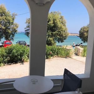 Roussos Beach Hotel Νάουσα Exterior photo