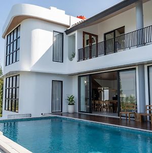 Sunset City View Villa 5 Bedrooms With A Private Pool Μπαντούνγκ Exterior photo