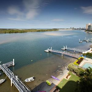 On The River Apartments Maroochydore Exterior photo