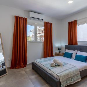 Blueberry 2-Bedroom Apartment In Λάρνακα Exterior photo