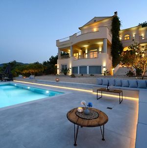 Aeras Luxury Villa Kastanéa Exterior photo