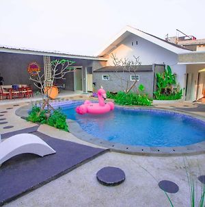 Villa Sunflower Private Pool By Masterpiece Villa Tlekung Exterior photo