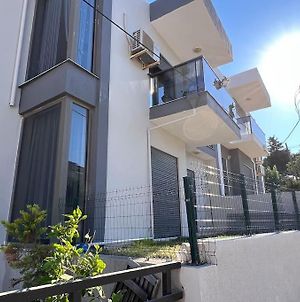 Cesme'De Denize Yakin, Bahceli Daire Διαμέρισμα Exterior photo