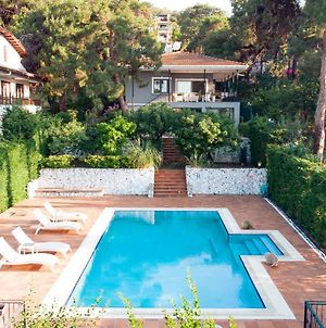 Homie Suites - 3Br Villa W Pool In Heybeliada Πριγκηπονήσια Exterior photo
