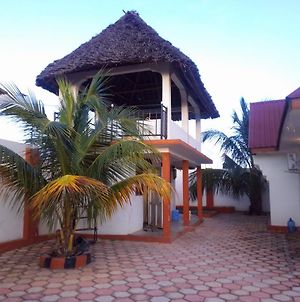 Karibu House Nungwi Bed and Breakfast Banda Kuu Exterior photo