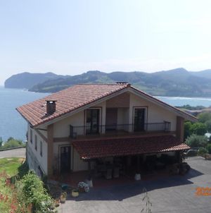 Mundaka Villa Exterior photo