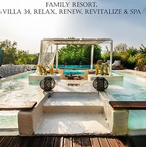 Villa34 Family Resort Renew, Relax, Revitalise & Spa Suite Αγία Μαρίνα Exterior photo