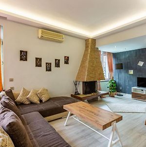 Comfy Flat Near Trendy Attractions In Sisli Διαμέρισμα Κωνσταντινούπολη Exterior photo