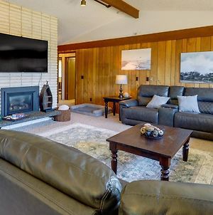 Westport Retreat With Pool Table Walk To State Park Βίλα Exterior photo