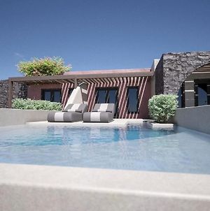 Magical Santorini Villa 1 Bedroom Villa Serenity Private Pool Mesmerizing Sea Views Finikia Οία Exterior photo