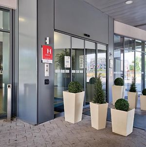Holiday Inn Express Strasbourg Centre, An Ihg Hotel Στρασβούργο Exterior photo