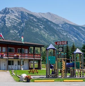 Rocky Mountain Ski Lodge Κάνμορ Exterior photo