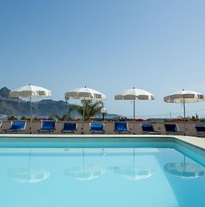 Hotel Panoramic Giardini Naxos Exterior photo