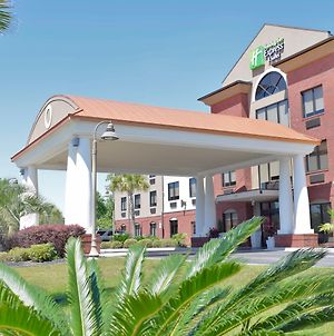 Holiday Inn Express & Suites Pensacola West I-10, An Ihg Hotel Exterior photo