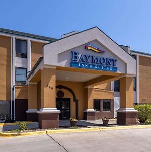 Baymont By Wyndham Lawrence Ξενοδοχείο Exterior photo