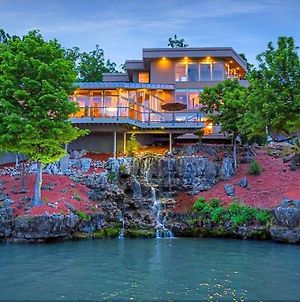 Iconic Glass Mansion - Huge Views - Best Location Osage Beach Exterior photo