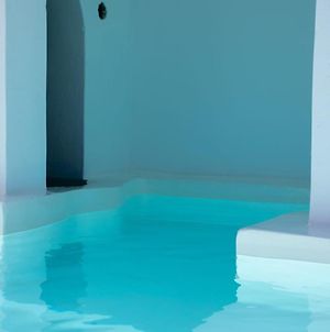 Magical Santorini Villa 1 Bedroom Premium Private Villa Beautiful Sea Views Private Pool Finikia Οία Exterior photo