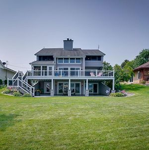 Lakefront Syracuse Home With Deck And Private Dock! Exterior photo