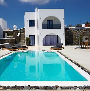 Lovely Santorini Villa 3 Bedrooms Villa Petra Private Pool And Outdoor Dining Area Exo Gialos Καρτεράδος Exterior photo