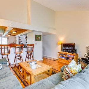Family-Friendly Fraser Condo With Heated Pool Access Exterior photo