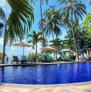 Holiway Garden Resort & Spa - Bali - Chse Certified Hotel Tejakula Exterior photo