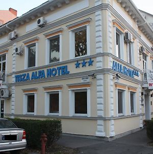 Tisza Alfa Hotel Σέγκεντ Exterior photo
