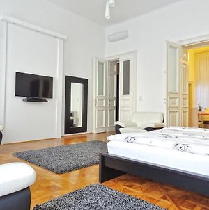 Erzsebet Boulevard Apartment Βουδαπέστη Room photo