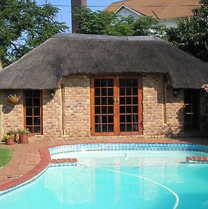 Avon Road Guest House And Tours Boksburg Exterior photo