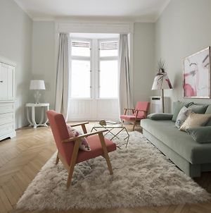 Jet Setter Luxury Apartment Behind Opera House At The Famous Andrassy Avenue Βουδαπέστη Room photo